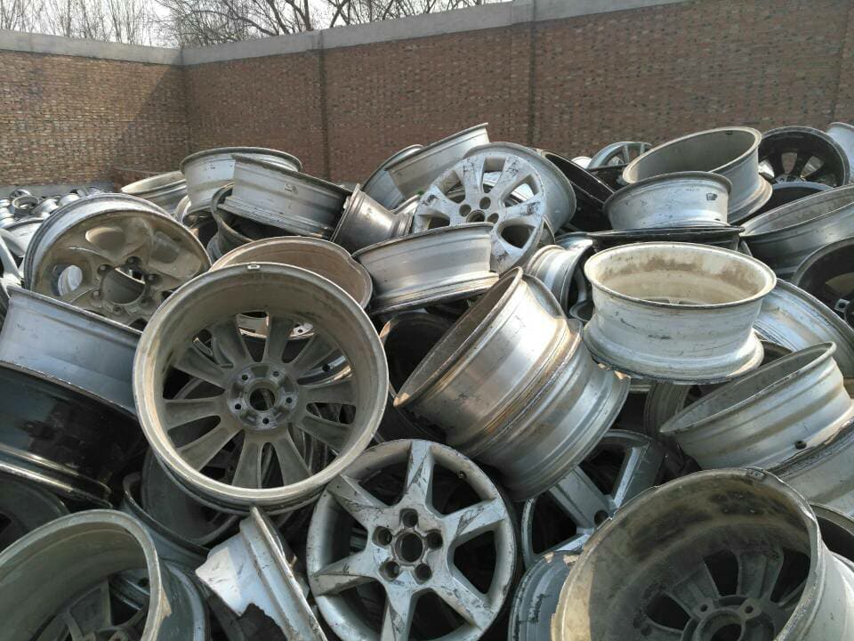 Used aluminium Alloy wheel